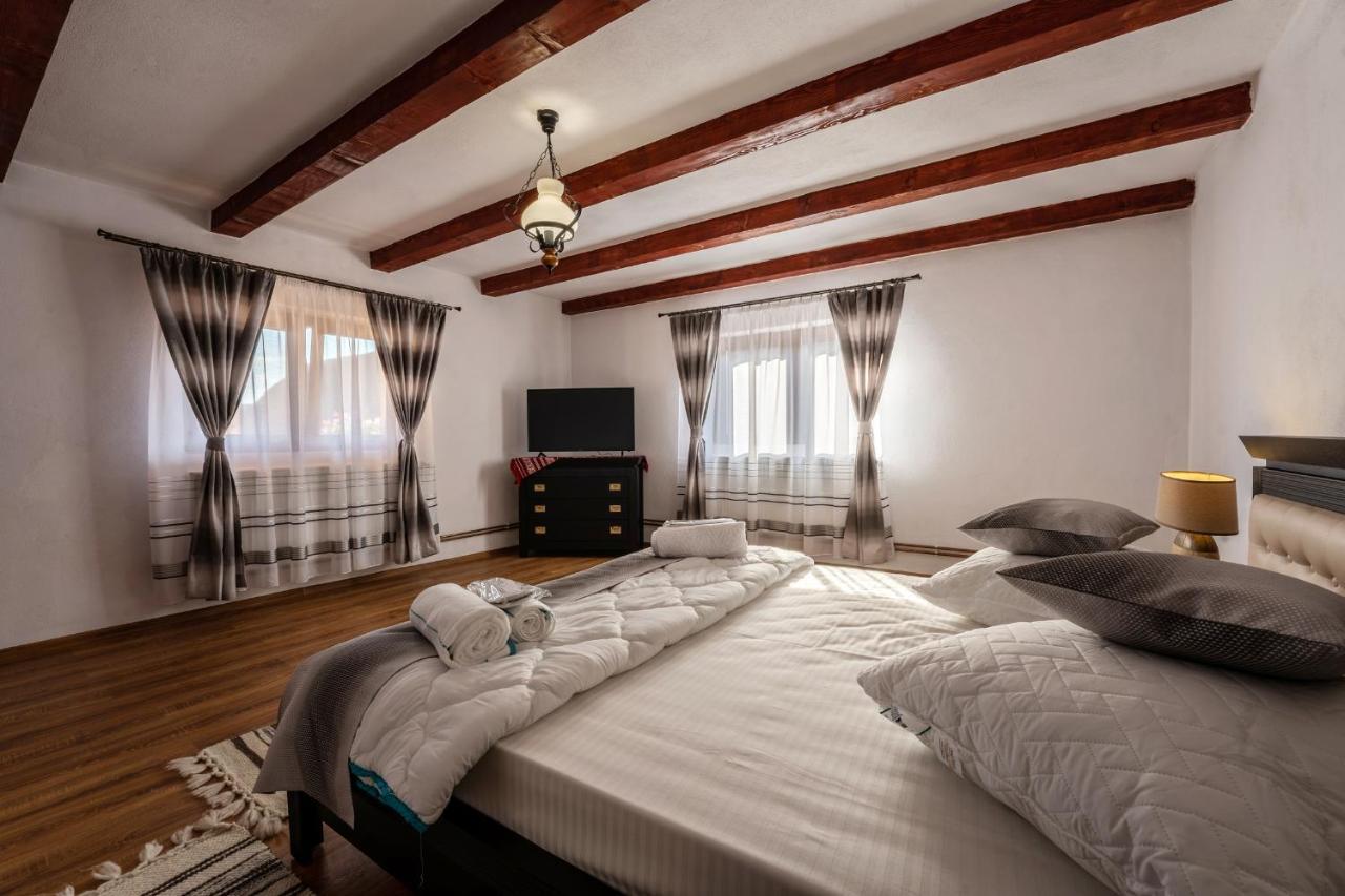 Casa Brutarului Crit Hotel Eksteriør billede