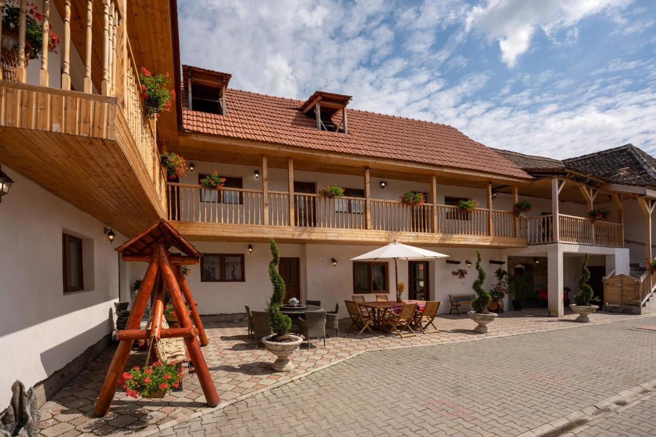 Casa Brutarului Crit Hotel Eksteriør billede